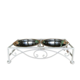 sunu-kaciu-dubeneliai-su-baltu-stovu-36-b7327-reference