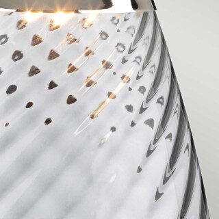 lena-tl-l-smoke_detail3