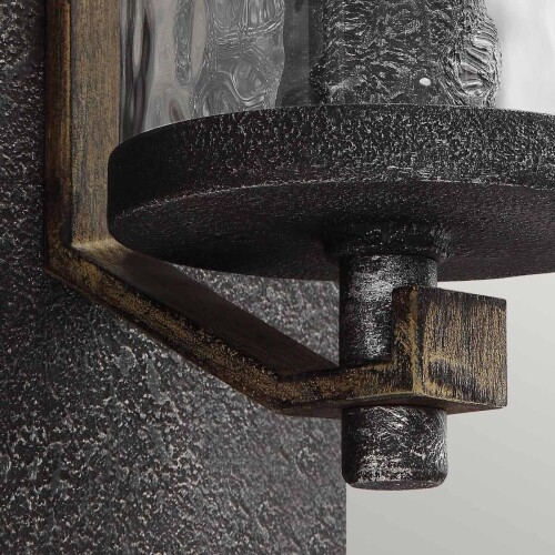 qn-angelo1_detail2.jpg