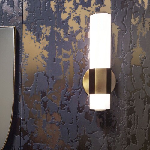 qn-facet-led1-hb-bath_insitu2.jpg