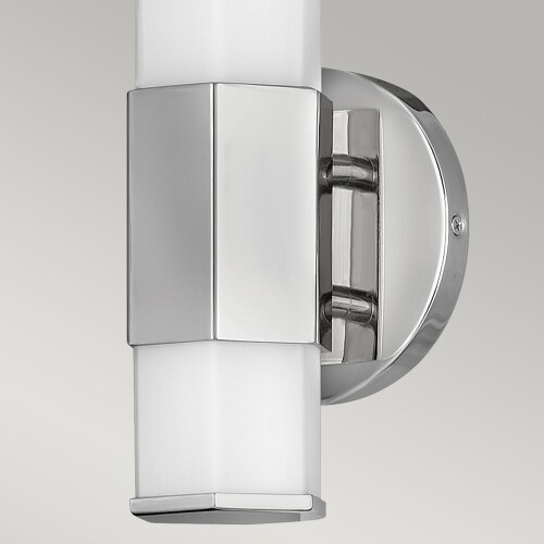 qn-facet-led1-pc-bath_detail1.jpg