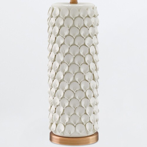 qnc-calla-lily-tl-wh_detail2.jpg