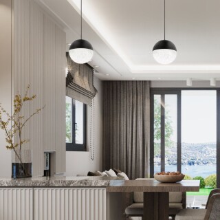 qn-moonlit-p-mbk_insitu2